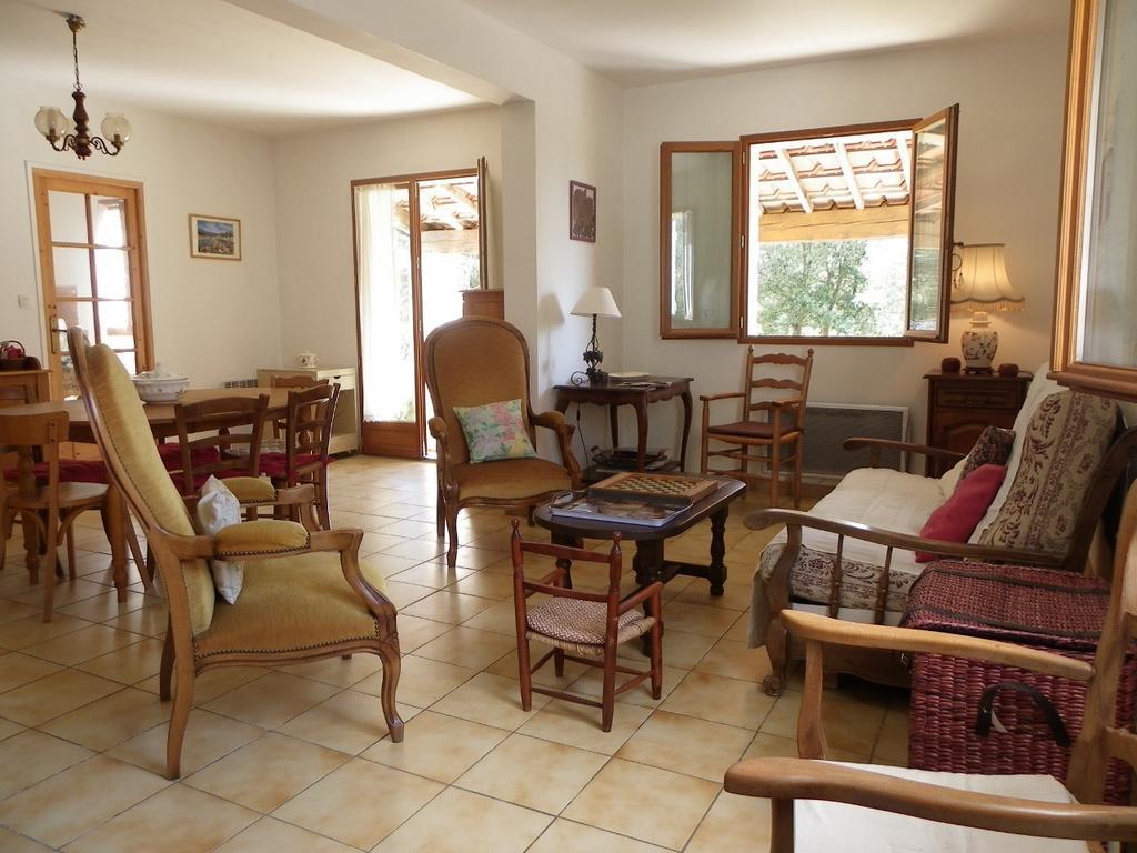 Pontevès Vacances En Provence מראה חיצוני תמונה